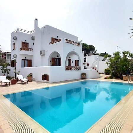 Villa Almyra Aegina Buitenkant foto
