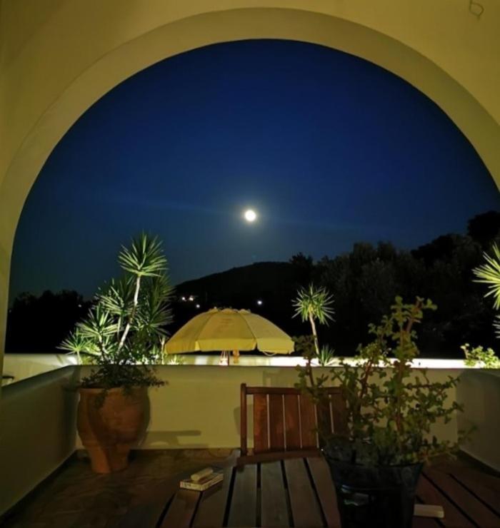 Villa Almyra Aegina Buitenkant foto