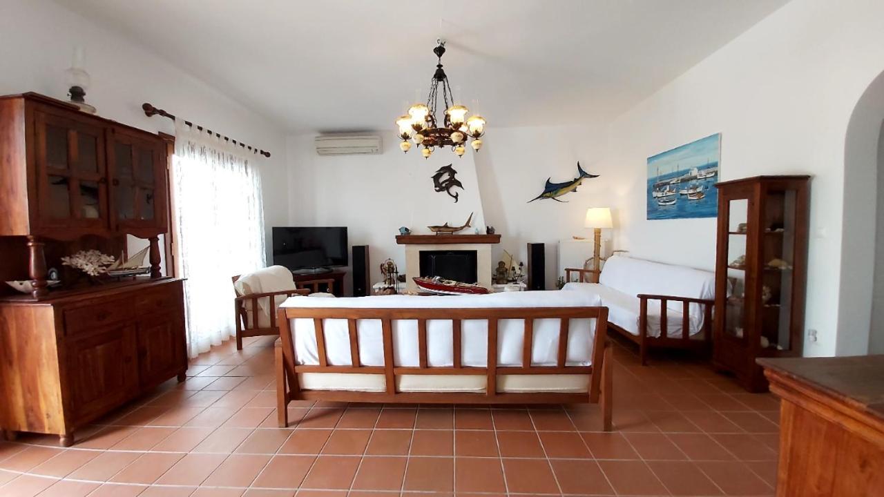 Villa Almyra Aegina Buitenkant foto